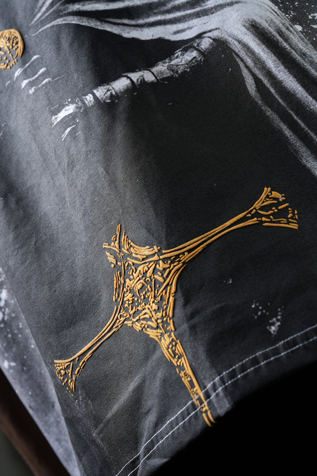 CROWNED DESTINY TEE